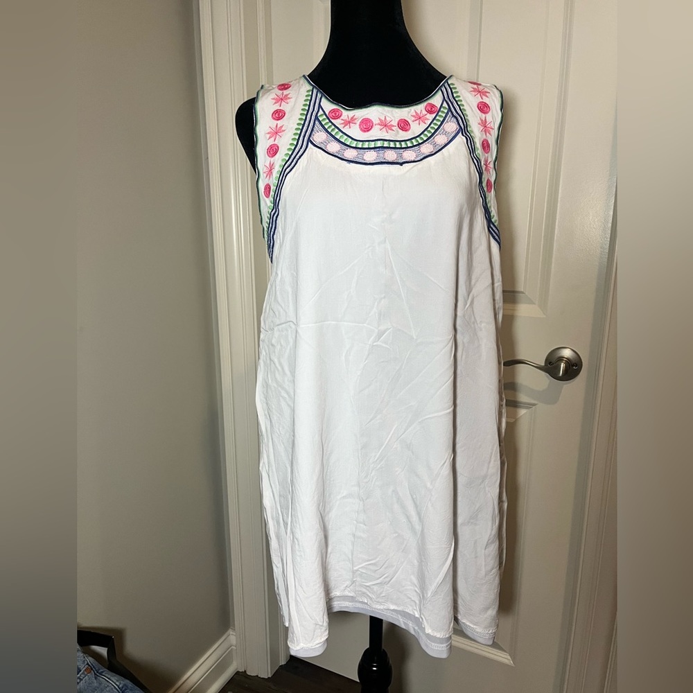 JODIFL Summery White Sheath Dress